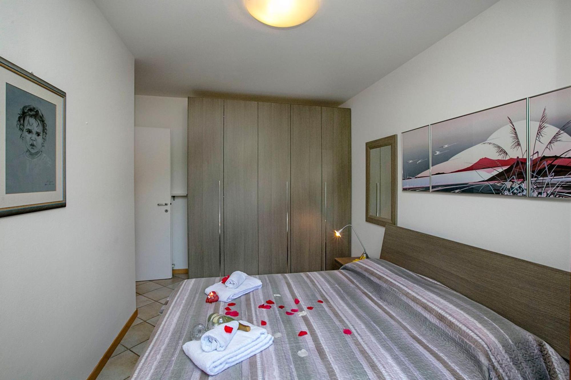 Appartamento Lara - Happy Rentals Riva del Garda Exterior photo